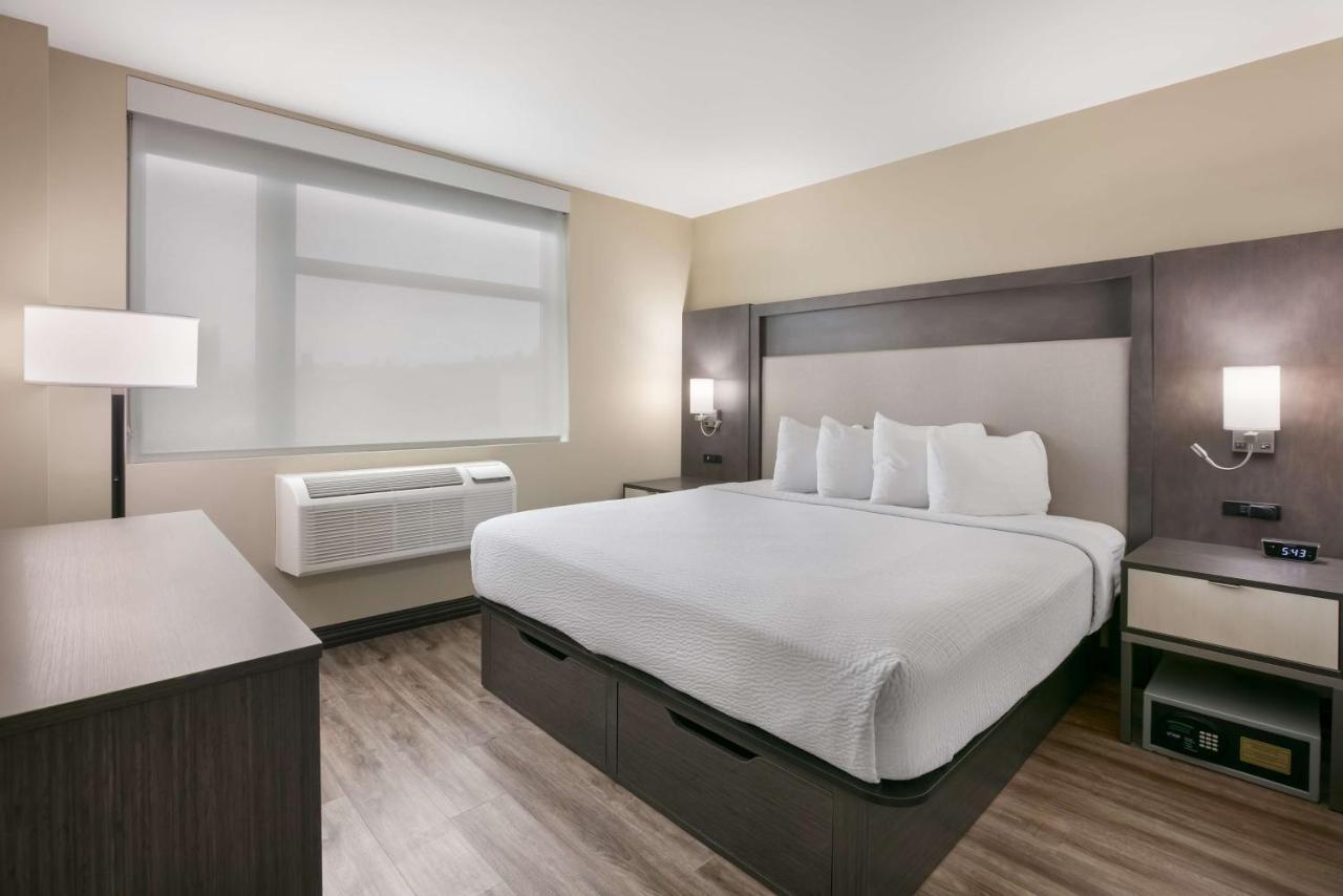 Best Western Plus Executive Residency Bronx 뉴욕 외부 사진